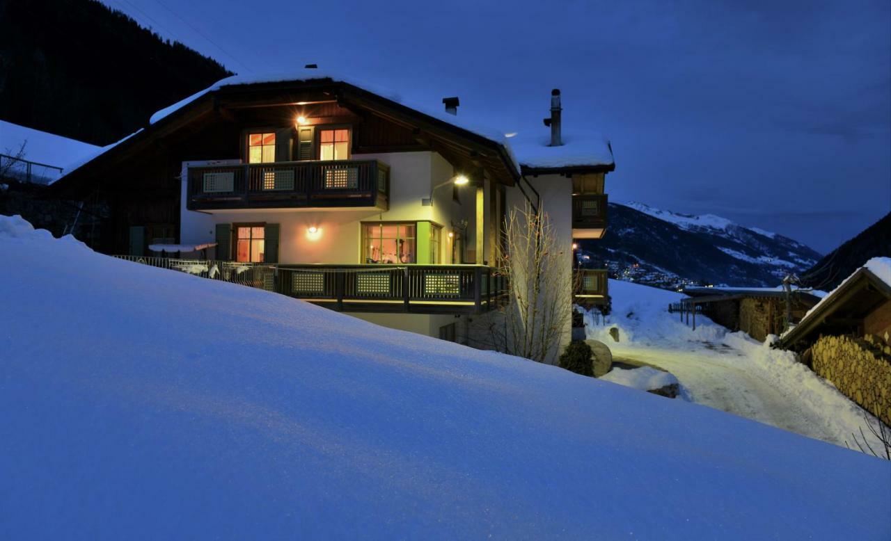 Agritur Volpaia Rooms And Apartments Vermiglio Eksteriør billede